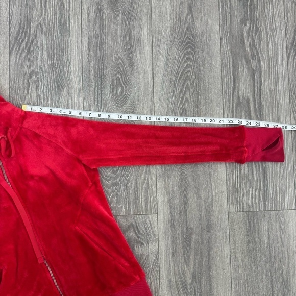 Athleta Triumph Hoodie Double Cozy Karma Hibiscus Red Velour Size XS X-Small - Picture 10 of 10